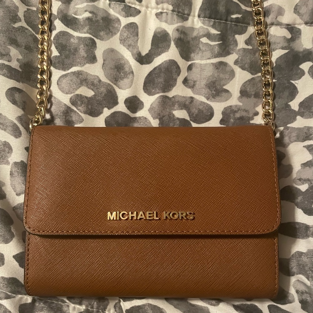 Michael Kors crossbody wallet new CD